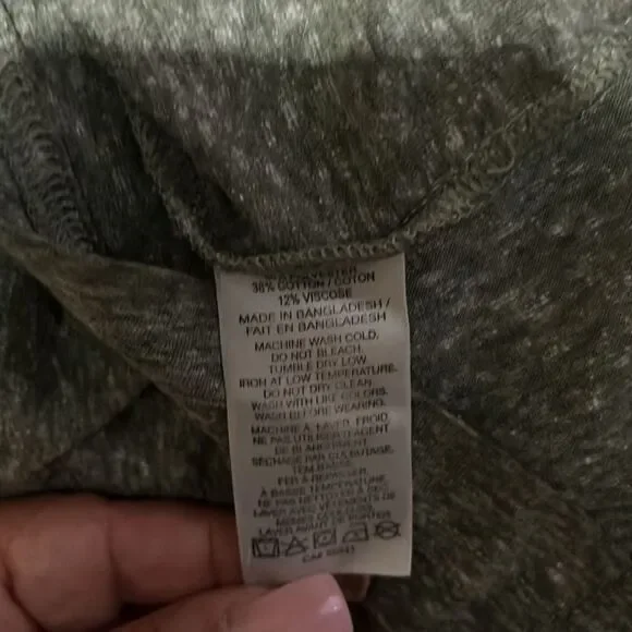 Thank top/ Size M - Picture 3 of 5